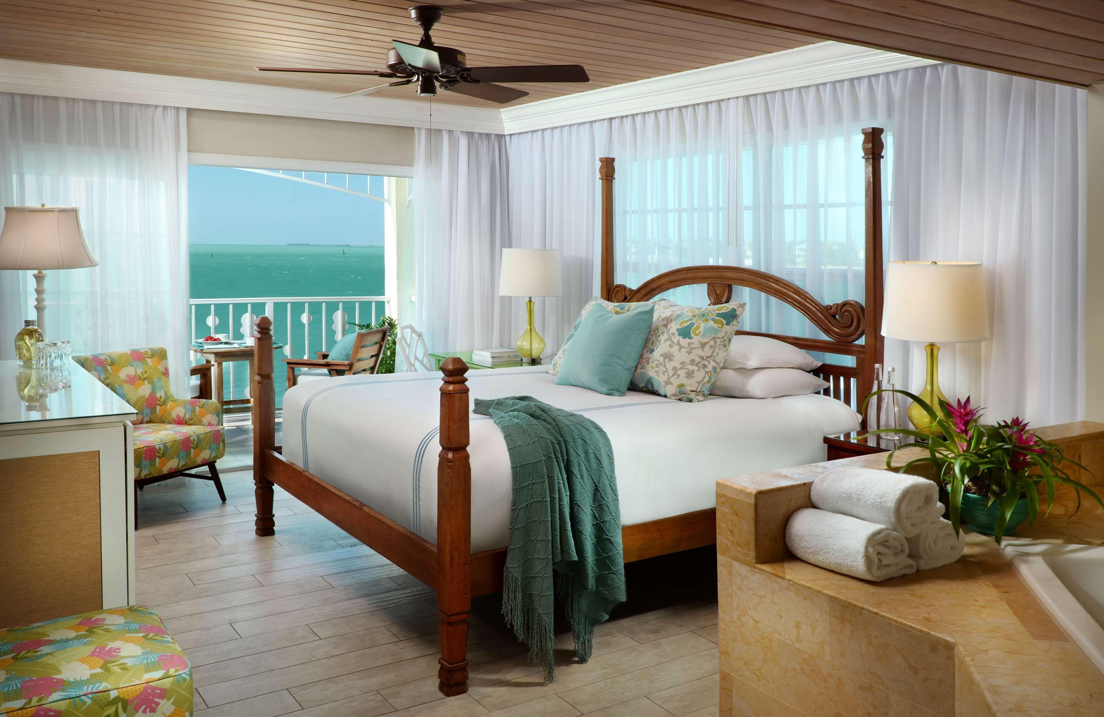 Ocean Key Resort & Spa, A Noble House Resort Ки-Уэст Экстерьер фото